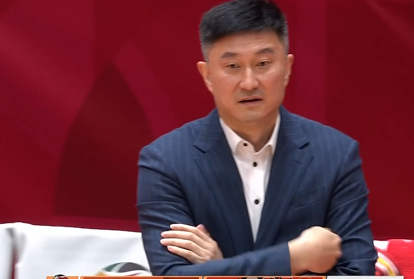 记者拉比奥、于帕、楚阿梅尼、萨利巴缺席训练前者母亲探班扑空