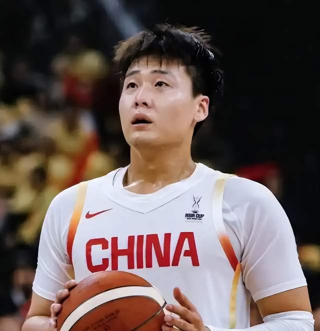 Sidery：市场普遍认为马刺送走福克斯或需搭上至少三首轮