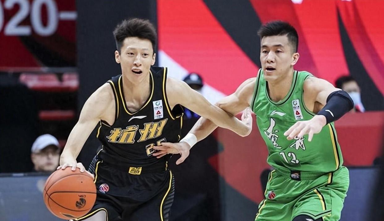 ESPN记者：皇马为琼阿梅尼标价9000万欧，今夏或出售他；邮报：曼联未来数月可能会和B费进行新合同谈判